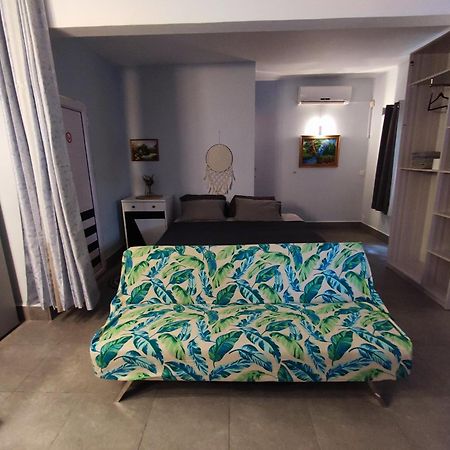 فيلا Piscines Privees Et Chauffees, Private Heated Pools غراند بايَ المظهر الخارجي الصورة