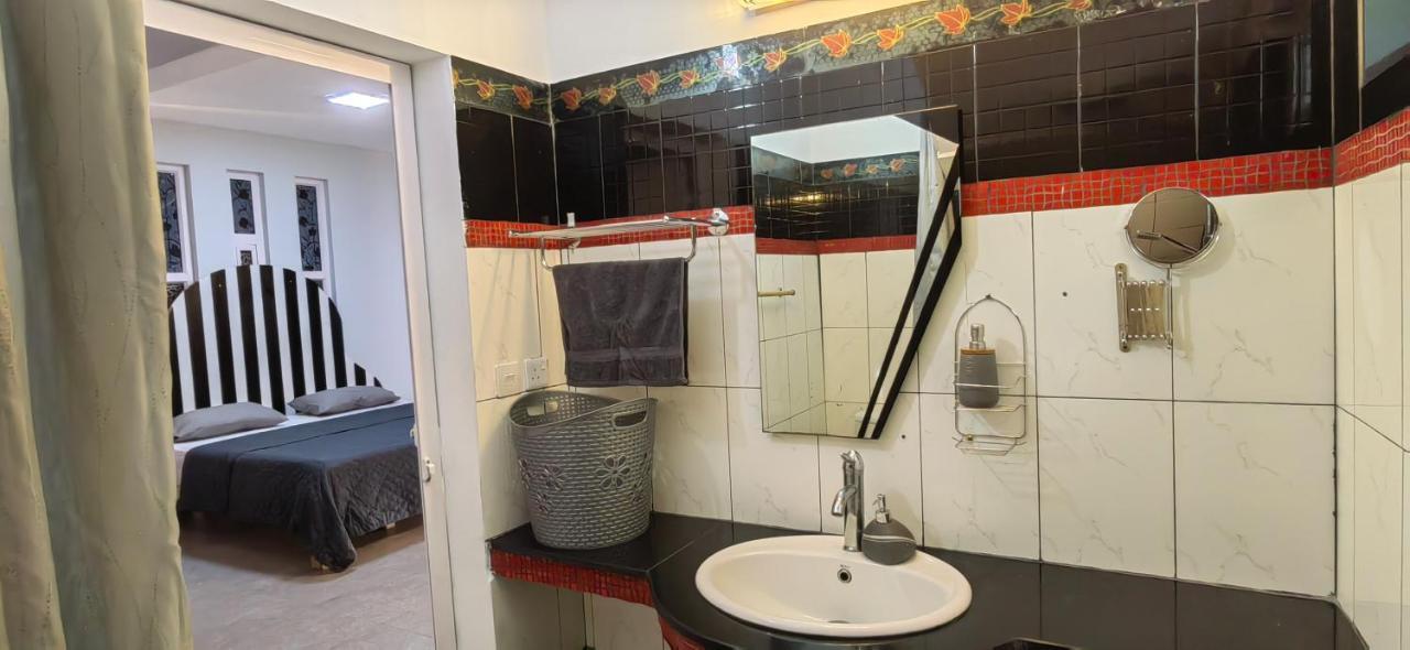 فيلا Piscines Privees Et Chauffees, Private Heated Pools غراند بايَ المظهر الخارجي الصورة